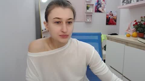 muriel_elvin online show from December 5, 8:23 am