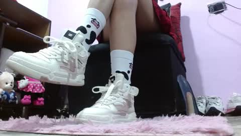 Snapshot of murielbrown chatting on February 22, 1:22 am Muriel online show from February 22, 1:22 am