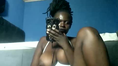 musasia1990 online show from March 16, 6:45 pm