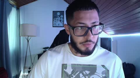 David Big online show from December 6, 11:11 am