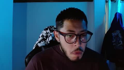 David Big online show from January 6, 7:17 pm