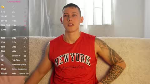 muscle_king_cum online show from November 19, 1:55 pm