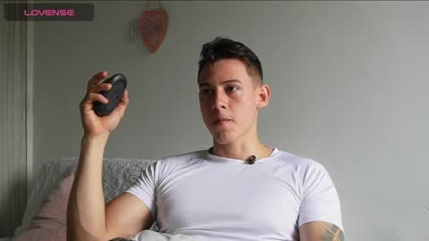 muscle_king_cum online show from May 26, 3:08 pm