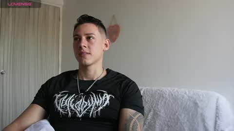 muscle_king_cum online show from June 24, 1:54 pm