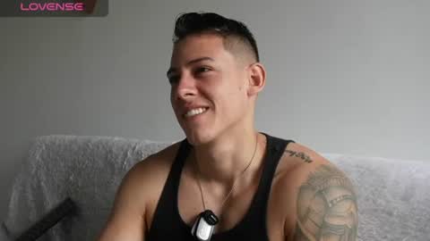 muscle_king_cum online show from July 17, 2:02 pm