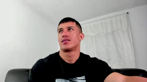 Muscle Man online show from May 30, 2:14 pm