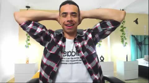 muscle scott online show from October 25, 12:34 pm