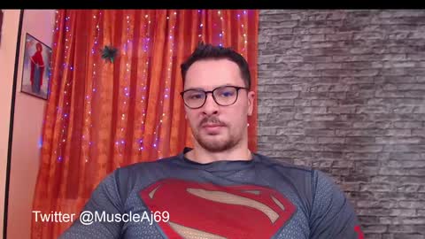 Snapshot of muscleaj69 chatting on January 5, 4:48 pm AJ online show from January 5, 4:48 pm