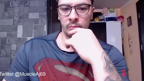 Snapshot of muscleaj69 chatting on February 8, 7:27 pm AJ online show from February 8, 7:27 pm