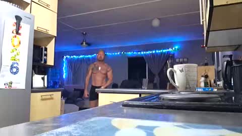 Snapshot of muscledaddy69s chatting on December 22, 1:24 am muscledaddy69s online show from December 22, 1:24 am