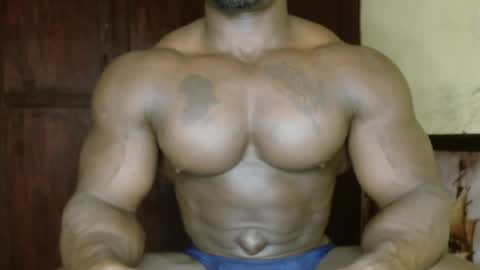 Snapshot of musclegodsammy23 chatting on February 23, 2:36 pm musclegod23 online show from February 23, 2:36 pm