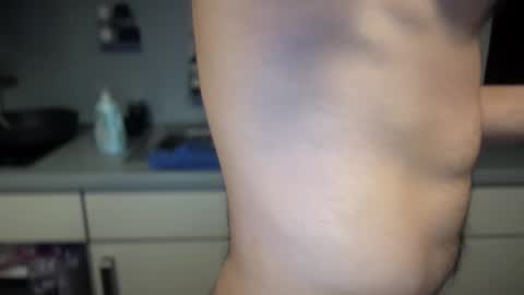 Snapshot of musclehair3 chatting on February 4, 7:53 pm musclehair3 online show from February 4, 7:53 pm