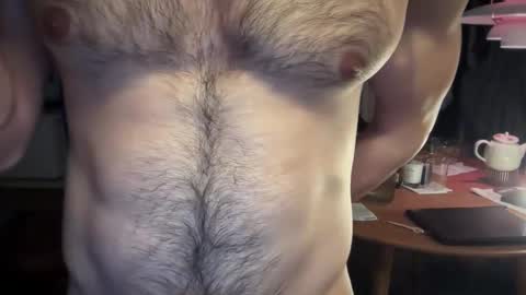 Snapshot of musclehair3 chatting on February 11, 10:26 pm musclehair3 online show from February 11, 10:26 pm