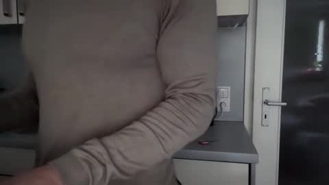 Snapshot of musclehair3 chatting on February 20, 11:22 am musclehair3 online show from February 20, 11:22 am