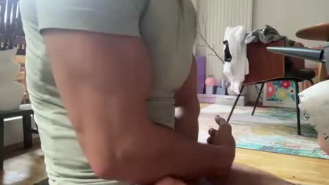 musclehair3 online show from July 16, 9:48 am