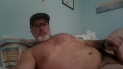Snapshot of musclemeat41 chatting on December 31, 5:40 pm musclemeat41 online show from December 31, 5:40 pm