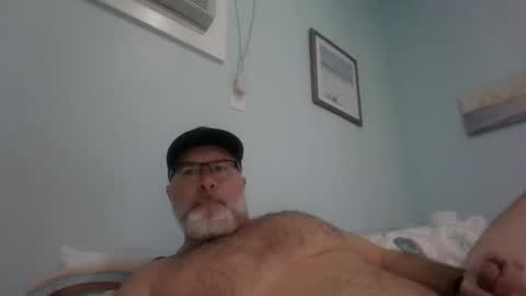 Snapshot of musclemeat41 chatting on January 2, 3:40 pm musclemeat41 online show from January 2, 3:40 pm