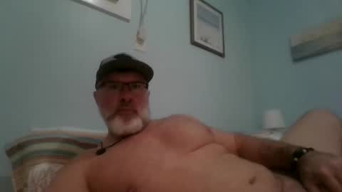 Snapshot of musclemeat41 chatting on February 12, 6:09 pm musclemeat41 online show from February 12, 6:09 pm