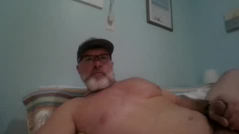 Snapshot of musclemeat41 chatting on February 13, 6:38 pm musclemeat41 online show from February 13, 6:38 pm