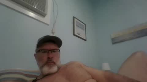 Snapshot of musclemeat41 chatting on February 18, 5:42 pm musclemeat41 online show from February 18, 5:42 pm