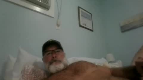 Snapshot of musclemeat41 chatting on September 16, 6:31 pm musclemeat41 online show from September 16, 6:31 pm