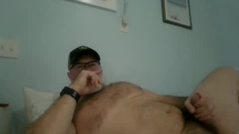 Snapshot of musclemeat41 chatting on February 22, 5:00 pm musclemeat41 online show from February 22, 5:00 pm
