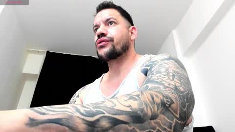 MuscleMonster31 online show from January 12, 11:21 pm