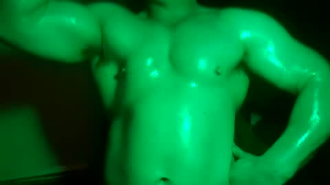 Snapshot of muscles_hulk chatting on December 2, 10:23 pm Hulk Muscles - NEW ACCOUNT online show from December 2, 10:23 pm