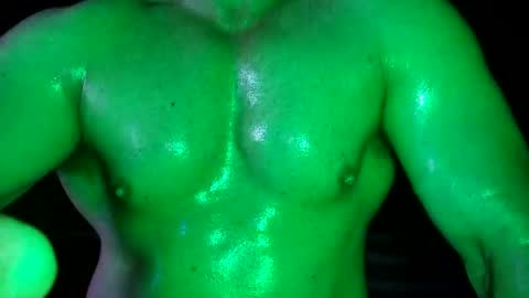 Snapshot of muscles_hulk chatting on February 13, 12:28 am Hulk Muscles - NEW ACCOUNT online show from February 13, 12:28 am