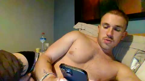 Snapshot of muscleshow00 chatting on November 9, 7:23 pm muscleshow00 online show from November 9, 7:23 pm
