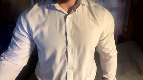 muscularjuggler online show from April 1, 1:17 am