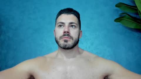 muscularmaster onlyfans online show from October 17, 8:55 pm