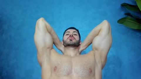 muscularmaster onlyfans online show from February 28, 9:49 pm