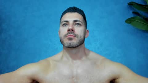 muscularmaster onlyfans online show from April 13, 8:36 pm