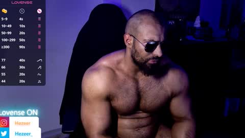 Snapshot of musculusx chatting on February 2, 9:35 pm Musculus online show from February 2, 9:35 pm