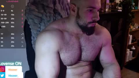 Snapshot of musculusx chatting on February 14, 4:04 pm Musculus online show from February 14, 4:04 pm