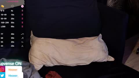 Snapshot of musculusx chatting on March 1, 10:45 pm Musculus online show from March 1, 10:45 pm