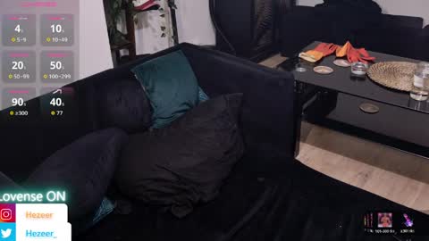 Snapshot of musculusx chatting on April 11, 2:21 pm Musculus online show from April 11, 2:21 pm