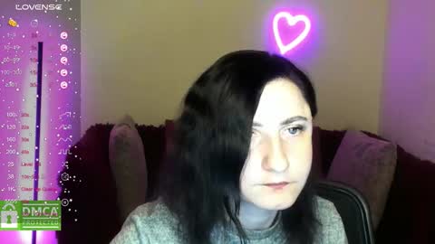 Jenya online show from December 5, 7:10 pm