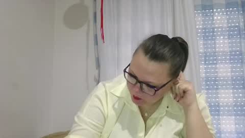 musechic_wild online show from April 1, 8:26 am