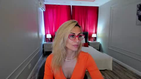 Diana online show from June 21, 11:13 am