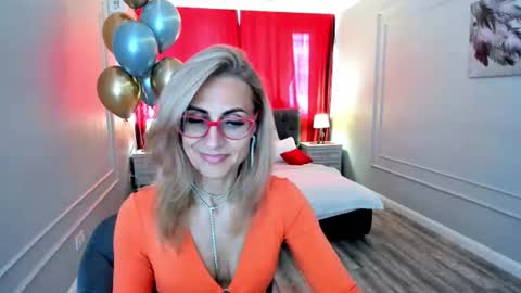 Diana online show from July 6, 3:03 pm
