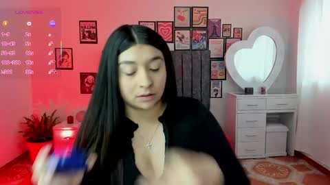 mushi_ online show from March 29, 7:36 pm