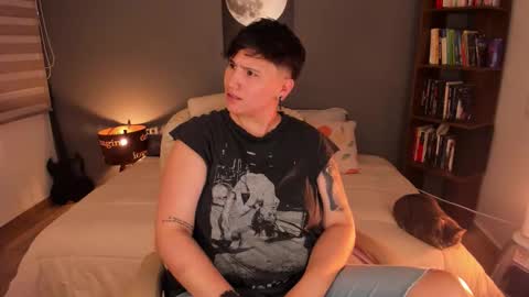 VALENTINA Luna  online show from October 3, 3:03 am