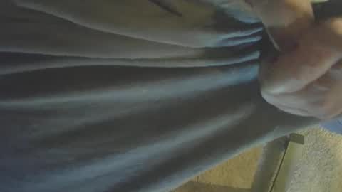 Snapshot of musicman2021 chatting on December 19, 2:35 pm musicman2021 online show from December 19, 2:35 pm