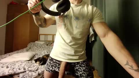 Snapshot of muslejoker chatting on November 11, 1:22 pm musle joker online show from November 11, 1:22 pm