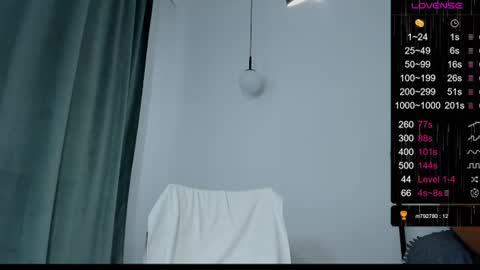 Snapshot of musscle_king chatting on July 11, 10:51 am Artemius online show from July 11, 10:51 am