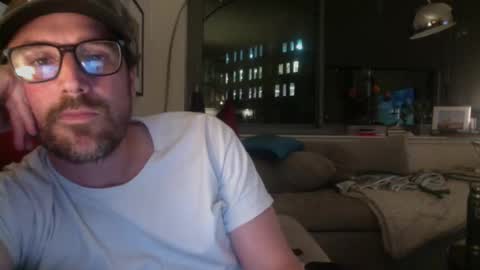 Snapshot of mustacheridesforall chatting on October 21, 2:01 am Perfectly Average online show from October 21, 2:01 am