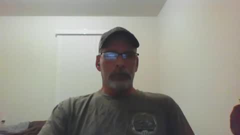 Snapshot of mustang_daddy chatting on September 23, 11:41 pm 307MountainMan online show from September 23, 11:41 pm