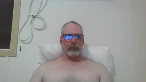 Snapshot of mustang_daddy chatting on February 23, 9:01 pm 307MountainMan online show from February 23, 9:01 pm